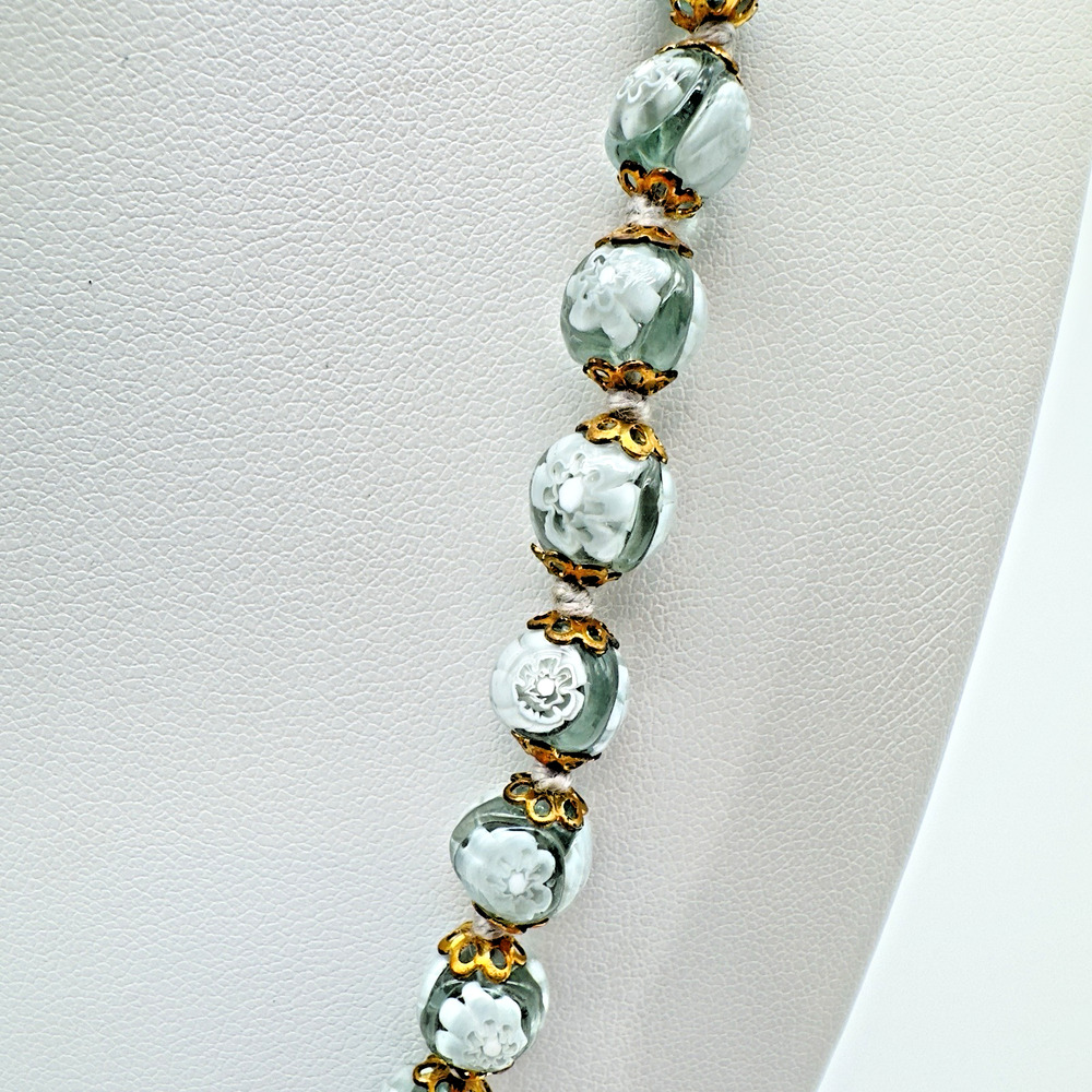 Vintage Venetian Glass Necklace Millefiori Beaded Gray White Hand Knotted NEW - Picture 4 of 8